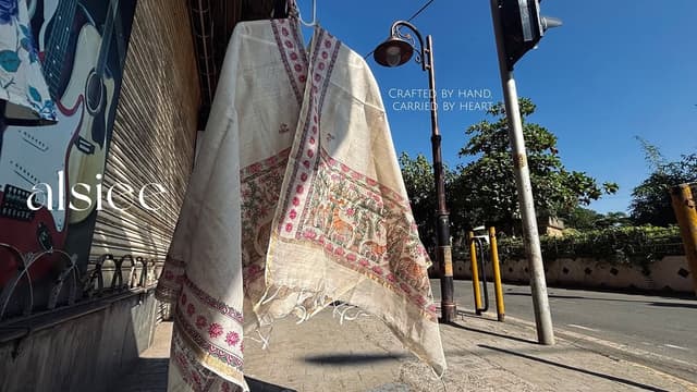 Deer & Floral Muga Silk Dupatta